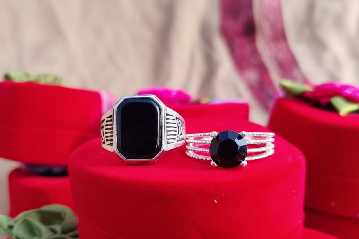 Romantic Matching Couple Rings – Perfect Promise Set